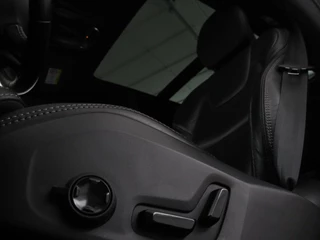 Volvo V60 Volvo V60 2.0 T8 Recharge AWD Inscription | Panoramadak | Bowers & Wilkins | Head-Up | Massage | Ventilatie | Trekhaak | 360 Camera | Leder | Carplay | Achterbankverwarming | Navigatie | PHEV - afbeelding nr 6