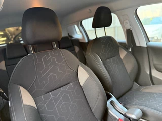 Peugeot 2008 Peugeot 2008 1.2 PureTech Active - afbeelding nr 16