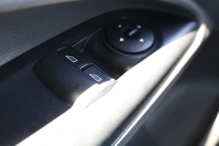 Ford Transit Connect Ford Transit Connect 1.5 EcoBlue L2 Trend Automaat Airco Navigatie Camera Trekhaak - afbeelding nr 25