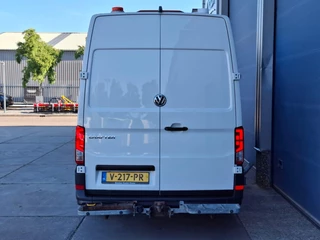 Volkswagen Crafter Volkswagen Crafter 35 2.0 TDI L3H3 Highline AIRCO / CRUISE CONTROLE / NAVI / CAMERA / TREKHAAK / CARPLAY - afbeelding nr 12