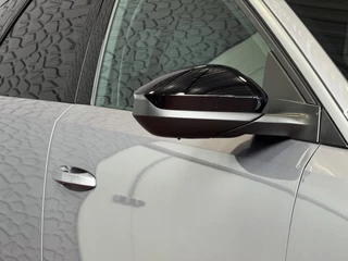 Peugeot 3008 Peugeot 3008 1.2 HYBRID 145e ALLURE AUT. CARPLAY AFN.TREKHAAK NAVI STOELVERW KEYLESS 05/2025 - afbeelding nr 63