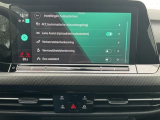 Volkswagen Golf Volkswagen Golf 1.5 eTSI R-Line Business+ Automaat Adap.Cruise Stoel/Stuurverw Led Sfeerverlichting! - afbeelding nr 38