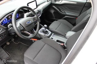 Ford Focus Ford Focus Wagon 1.0 EcoBoost 125 PK Hybrid Titanium X Business, Trekhaak, Donker glas, Pdc + Camera, Cruise, Clima, Navi, App connect - afbeelding nr 6