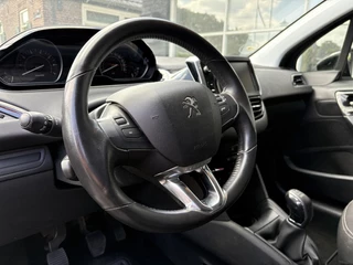 Peugeot 208 Peugeot 208 208 1.2 STOELVERWARMING | 5DRS | AIRCO | NW APK - afbeelding nr 10
