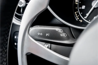 Alfa Romeo Giulia Facelift CarPlay Leder 19