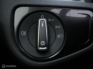 Volkswagen Golf Volkswagen Golf 1.4 TSI GTE Pano Led Navi - afbeelding nr 17