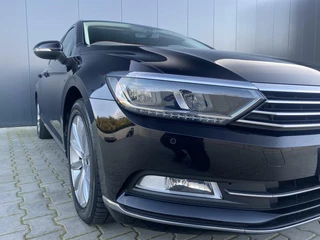 Volkswagen Passat Volkswagen Passat Variant 1.6 TDI Highline DSG|ACC|Trekhaak|Stoelverwarming - afbeelding nr 20