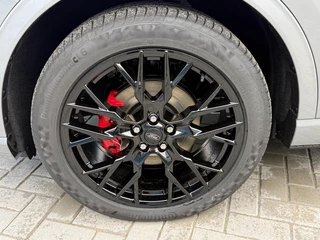 Ford Kuga Ford Kuga 2.5 PHEV ST-Line X 243pk | Driver Assistance pack | Matrix LED | Black Package | Wegklapbare Trekhaak | Panoramadak | Winterpack | 2.100kg Trekgewicht - afbeelding nr 8