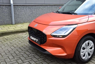 Suzuki Swift Suzuki Swift 1.2 Comfort Smart Hybrid | Van €21.995,- naar €19.995,-!! | 6 jaar garantie of 150.000 KM | - afbeelding nr 3