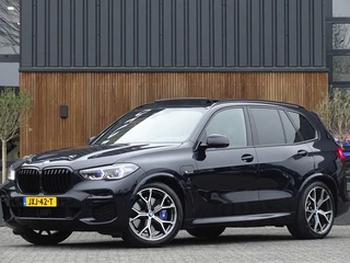 BMW X5 45e 394PK X-drive M-Sport / skylounge / carbon / laser / 360°