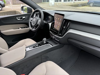 Volvo XC60 Volvo XC60 2.0 T6 Plug-in hybrid AWD Essential | Modeljaar 2026 | Forest Lake | Driver Assist | Climate pack | Park Assist - afbeelding nr 21