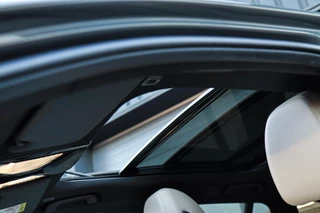 BMW 3 Serie BMW 3-serie Touring 330e M-Sport M-Pakket /LASER-LED/HARMAN-KARDON/MEMORY/PANODAK/CAMERA/KEYLESS/HUD! - afbeelding nr 10