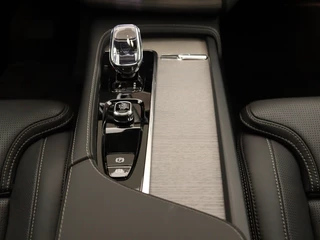 Volvo XC90 Volvo XC90 T8 PLUG-IN HYBRID ULTRA DARK LUCHTVERING 360GR CAM BOWERS&WILKIN - afbeelding nr 35