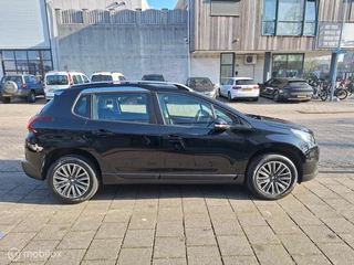 Peugeot 2008 PEUGEOT 2008 1.2 PURETECH BLUE LION AUTOMAAT / Carplay / Navigatie / - afbeelding nr 6