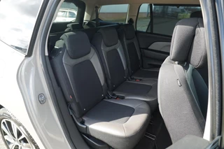 Citroën Grand C4 Picasso Citroen Grand C4 Picasso 1.2 130PK Shine AUT | Sable | JBL/Massagestoelen/Carplay/Camera/Trekhaak - Chique & Compleet! - afbeelding nr 17