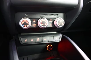 Audi A1 Audi A1 1.0 TFSI Ultra Sport PANO NAVI LED BLUET PDC CRUISE '16 - afbeelding nr 17