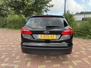 Ford Focus Ford Focus Wagon 1.0 Trend / Automaat / Keyless / Navigatie / etc - afbeelding nr 18