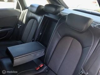 Audi A6 Audi A6 Avant 2.0 TDI S Line Leer Automaat Trekhaak Camera - afbeelding nr 15