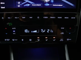 Hyundai Tucson Hyundai Tucson 1.6 T-GDI PHEV PrSky | Panoramdak | Carplay | Navigatie | - afbeelding nr 44
