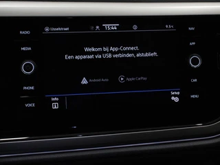 Volkswagen Polo Volkswagen Polo 1.0 TSI Move  Navigatie App Connect / Android Auto / Apple Carplay Climate Control Parkeer sensoren Lichtmetalen Velgen Dab Digitale Cockpit - afbeelding nr 24