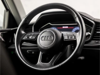 Audi A1 Sportback Automaat (VIRTUAL COCKPIT, CLIMATE, STOELVERWARMING, SPORTSTOELEN, GETINT GLAS, LANE ASSIST, LM VELGEN, CRUISE, NIEUWSTAAT) - afbeelding nr 17