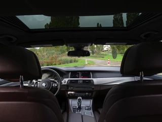 BMW 5 Serie BMW 5 Serie 535i TwinTurbo 304PK+ M Sport Ed. / 2015 / BMW Individual / LED - afbeelding nr 19