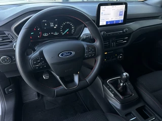 Ford Focus Ford Focus Wagon 1.0 EcoBoost Hybrid ST Line X | 125pk | LED-koplampen | Navigatie - afbeelding nr 2