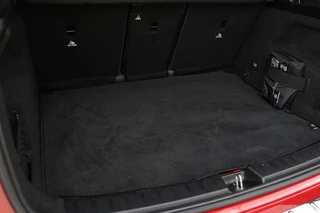 Mercedes-Benz GLA Mercedes-Benz GLA-klasse 250e Business Solution Luxury Limited | Panoramadak | Adaptive cruise | Trekhaak | Leder | Stoelverwarming | Matrix LED | Memory | Camera | Navigatie | Park Assist | Sfeerverlichting - afbeelding nr 18
