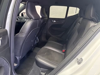 Volvo XC40 Volvo XC40 2.0 T4 R-Design Awd Trekhaak Carplay Camera Incl 12Mnd Garantie - afbeelding nr 15
