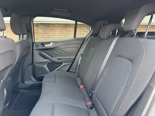 Ford Focus Ford Focus Automaat 1.5 EcoB. ST L. Bns - afbeelding nr 11