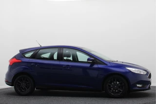 Ford Focus Ford Focus 1.0 EcoBoost Titanium Business - afbeelding nr 20