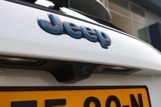 Jeep Compass Jeep Compass 4xe 240PK PHEV TRAILHAWK AUTOMAAT | NAVIGATIE | ACHTERUIRIJCAMERA | APPLE CARPLAY / ANDROID AUTO | DIGITALE COCKPIT | XENON KOPLAMPEN | 17