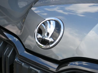 Škoda Kamiq Škoda Kamiq 1.0 TSI 110pk SPORT BNS / Camera / Stoelverw / Led / 18 Inch / Clima / BOVAG garantie - afbeelding nr 10