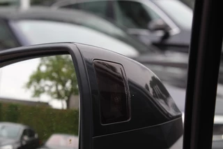 Audi SQ7 Audi SQ7 4.0 TDI quattro GRIJS KENTEKEN / Trekhaak / Panoramadak / 360Camera / Head-up / 23'' / Luchtvering / Keyless / Bose / Dodehoek / DAB / Apple CarPlay / Nachtzicht / Matrix LED / ACC / Stoelverwarming - afbeelding nr 38