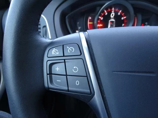 Volvo V40 Volvo V40 1.5 T2 Polar+ automaat  Virtual cockpit / Carplay - afbeelding nr 14
