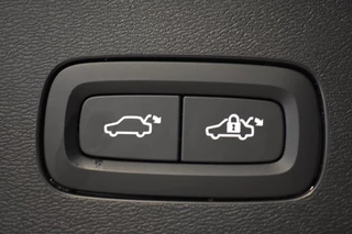 Volvo V60 Volvo V60 T6 350pk AWD Plus Dark | S/K Dak | Harman Kardon | Trekhaak - afbeelding nr 47