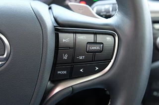Lexus ES Lexus ES 300h Hybrid Business Line Automaat | Schuif / kantel dak | Alarm - afbeelding nr 19