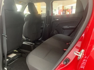 Suzuki Swift Suzuki Swift 1.2 Comfort Smart Hybride [LEASE €289,- | Airco | Lichtmetaal | - afbeelding nr 6