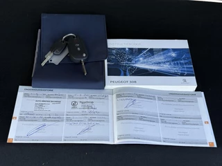 Peugeot 308 Peugeot 308 SW 1.2 PureTech Blue Lion 2e Eigenaar,Navi,Pano,110pk,Clima,Cruise,PDC,N.A.P,APK tot 10-2025 - afbeelding nr 22