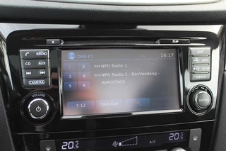Nissan QASHQAI Nissan QASHQAI 1.2 N-Connecta / Trekhaak / Panoramadak / 360Camera / 18'' / Keyless / Navigatie / Getint glas / DAB / Cruise Control - afbeelding nr 22