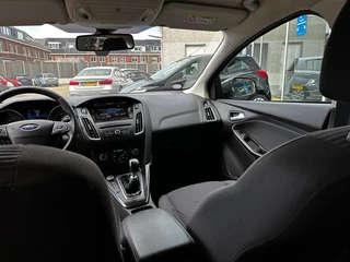 Ford Focus Ford Focus 1.0 Titanium Edition navi airco/ecc keurige auto - afbeelding nr 25