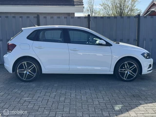 Volkswagen Polo Volkswagen Polo 1.0 TSI Comfortline Business - afbeelding nr 3