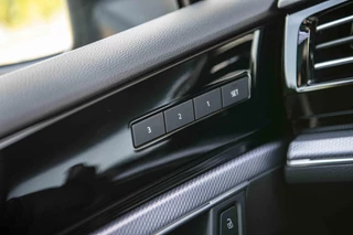 Volkswagen Touareg Volkswagen Touareg R 3.0 TSi eHybrid 4MOTION | Full Option | Panodak | Massage | Trekhaak | Black Style | 21 inch | - afbeelding nr 31