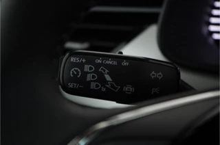 Škoda Kamiq ŠKODA Kamiq 1.0 TSI Ambition > Trekhaak/17 inch/camera/stoelverwarming... - afbeelding nr 14