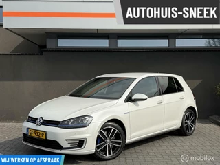 Volkswagen Golf - 108605668-0