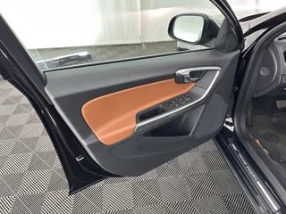 Volvo V60 Aut. *PANO | LUXURY-LEATHER | BI-XENON | PREMIUM AUDIO | NAVI-FULLMAP | MEMORY-PACK | HEATED-COMFORTSEATS | TOWBAR | ECC | PDC | CRUISE | 17''ALU* - afbeelding nr 20