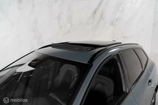 Volvo XC60 Volvo XC60 2.0 B5 R-Design PANO|LED|H&K|360CAMERA|MEMORY|HUD - afbeelding nr 30