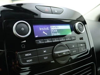 Renault Clio Renault Clio 0.9 TCe Life | Cruise Control | Airco | Radio | - afbeelding nr 30