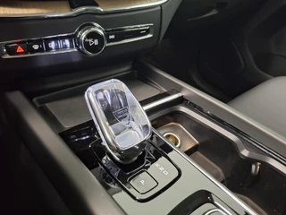 Volvo XC60 Volvo XC60 T6 Plug-in hybrid AWD Ultra Bright | Panoramadak | H&K Audio | 360 camera | 21'' | - afbeelding nr 21