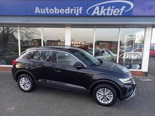 Volkswagen T-Roc - 105271546-0